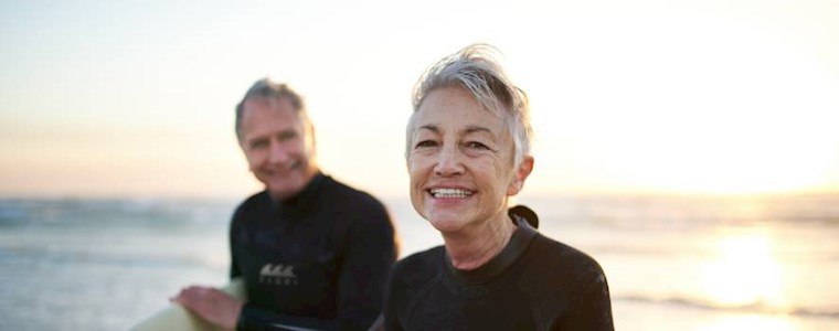 AS treatments couple surfing